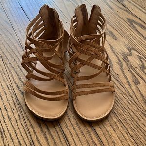 Cat & Jack size 3 gladiator style sandals